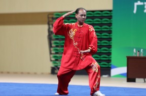 米6体育平台-力求完美！队伍在赛场上追求团队默契和个人突破