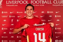 米6体育-利物浦后场坚守，险胜维拉跻身前四的简单介绍