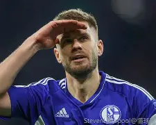 关于沙尔克门将法赫曼放飞自我,紧随多特蒙德取胜的信息 关于沙尔克门将法赫曼放飞自我,紧随多特蒙德取胜的信息