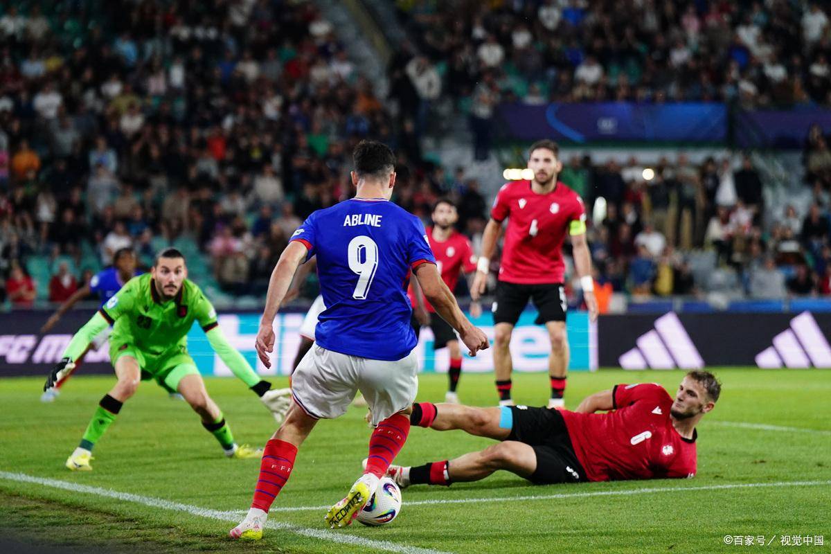 欧国联赛球员交流互动频繁，友谊赛事举办的简单介绍