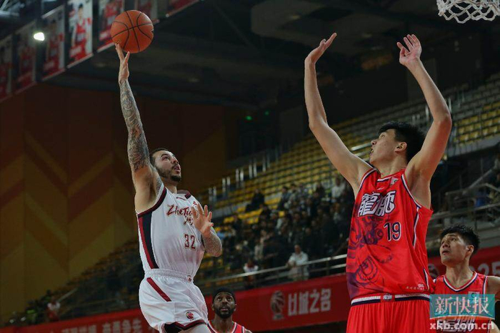 包含内蒙古稠州男篮再战客场,迎头痛击对手的词条 包含内蒙古稠州男篮再战客场,迎头痛击对手的词条