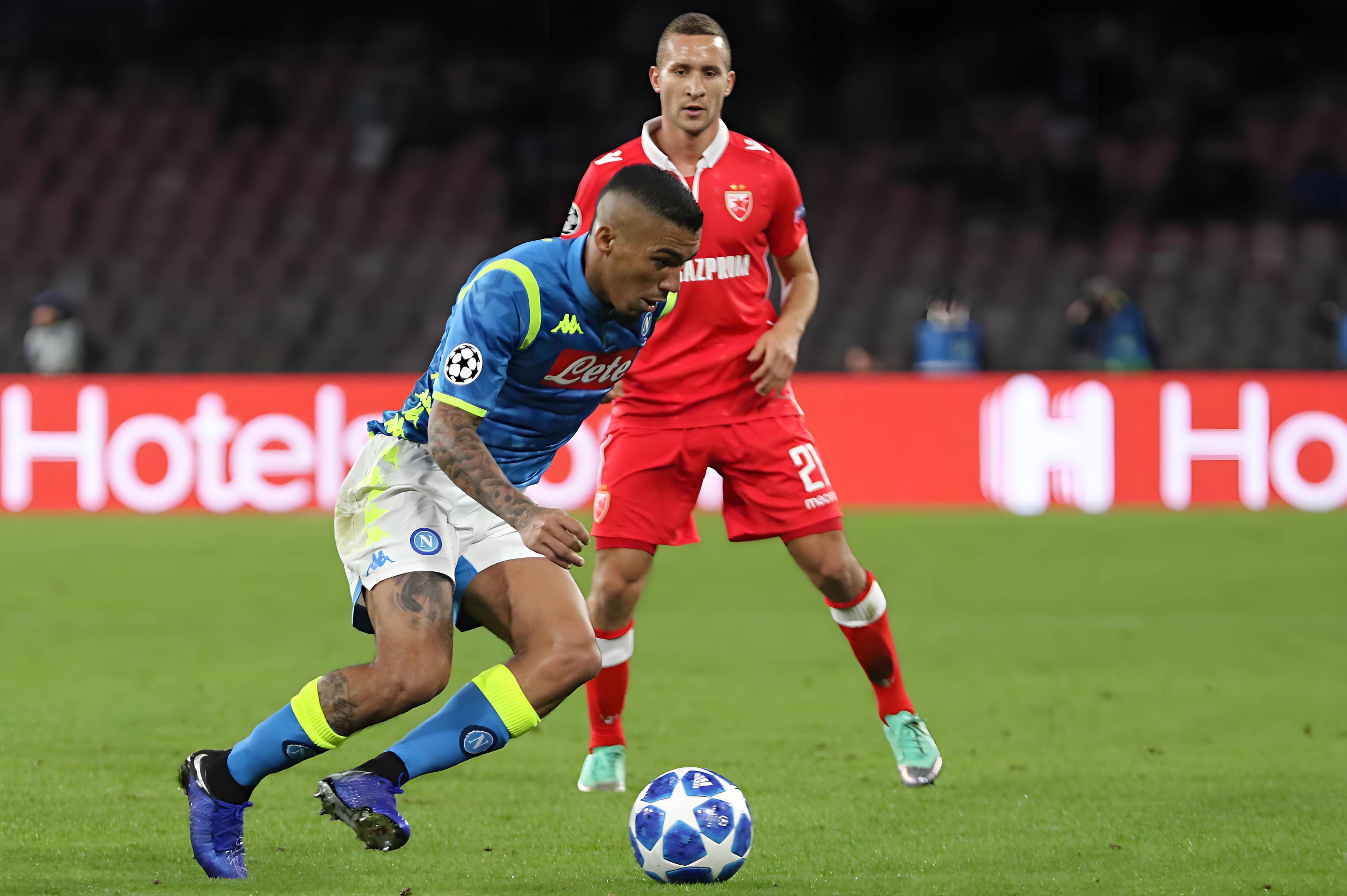 包含尤文图斯国王归来，意甲豪门积分榜领先的词条